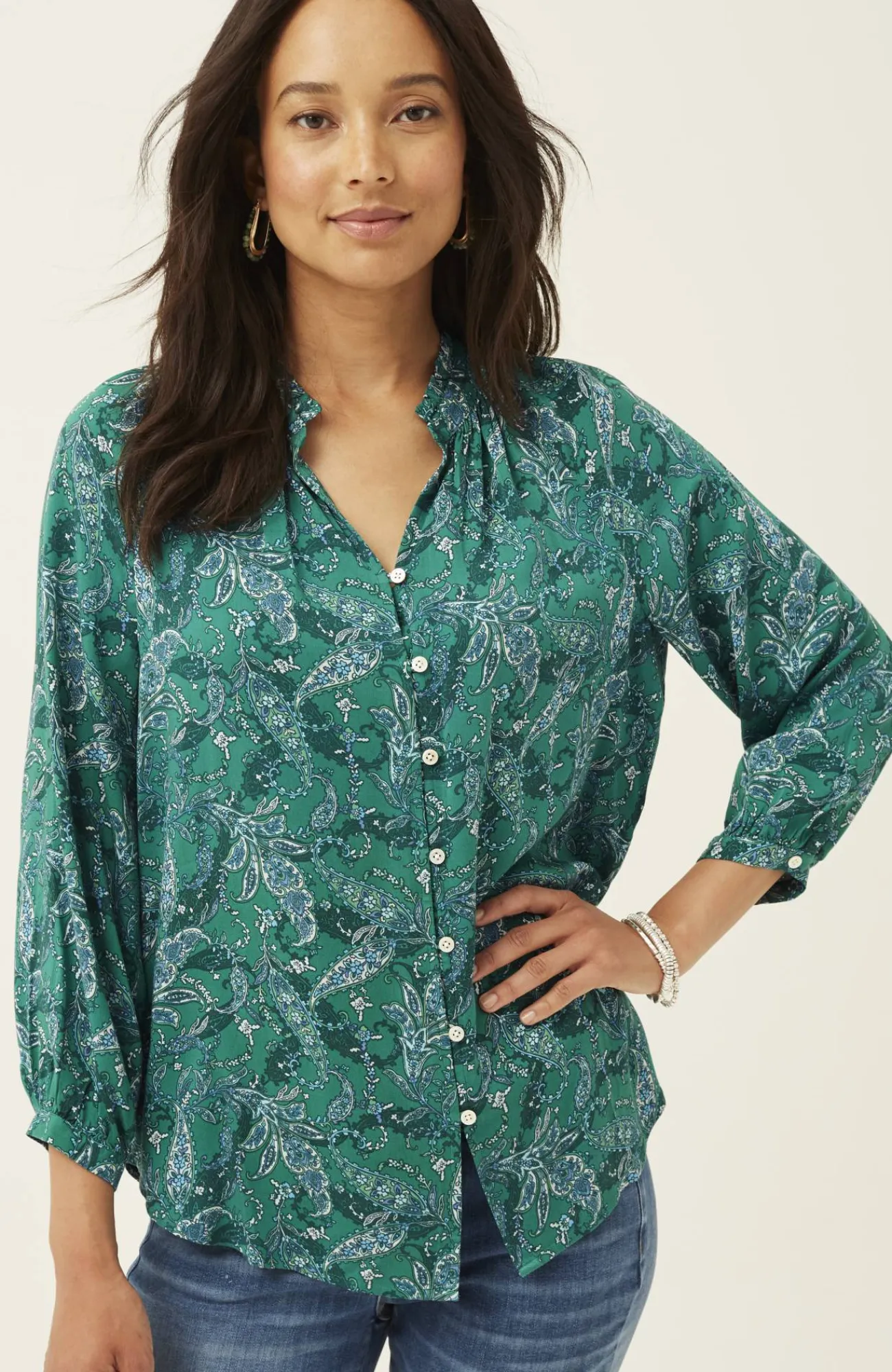 J.Jill Ruffled Satin Top Verdant Green Stunning Paisley Best