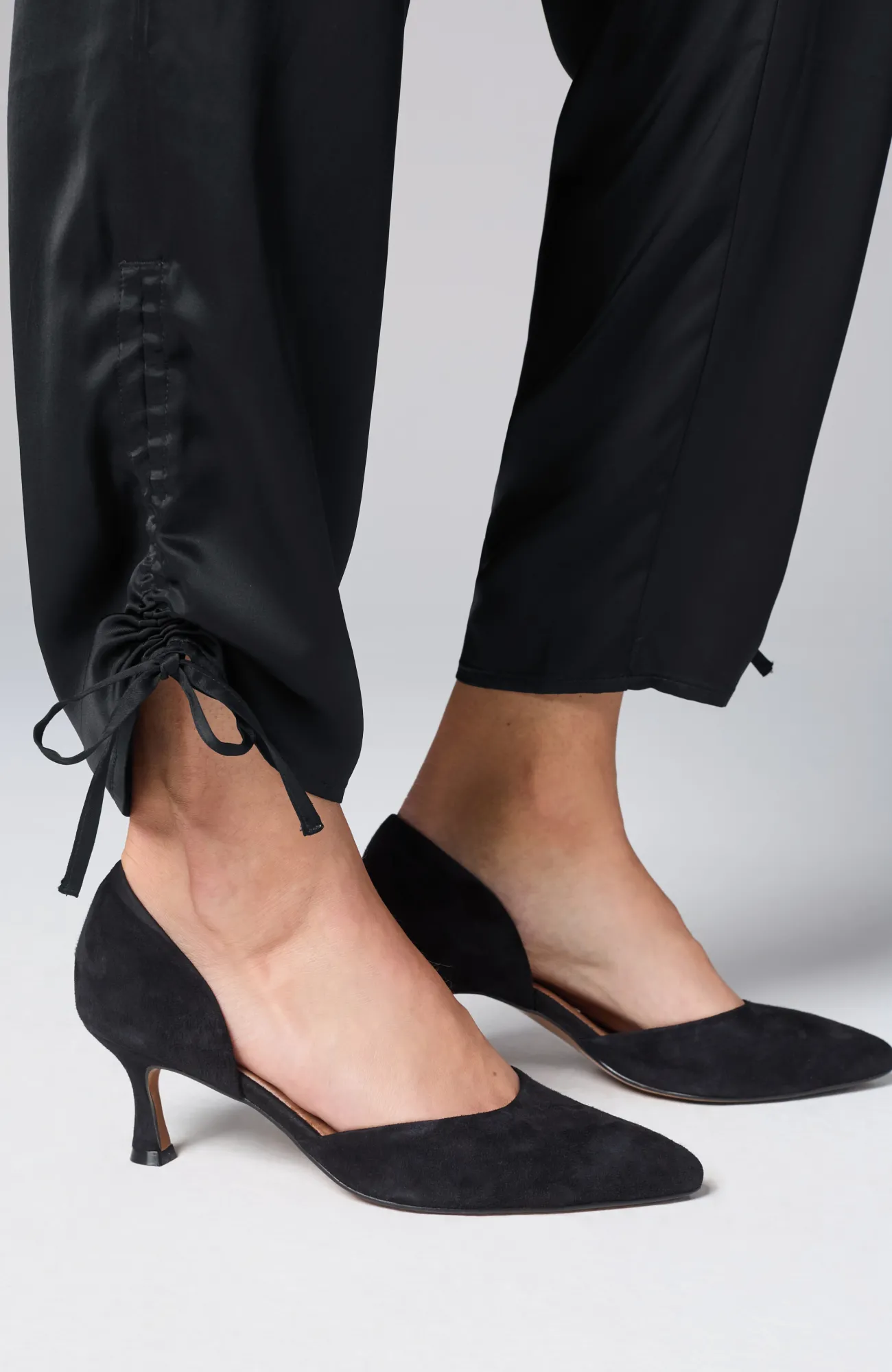 J.Jill Straight-Leg Satin Cargo Pants Obsidian Online